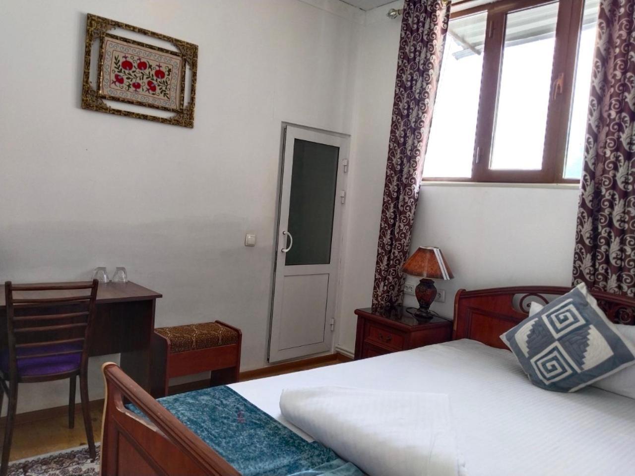 Hotel Risqiro'z Boutique Boukhara Extérieur photo